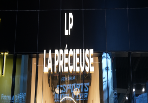 LA PRÉCIEUSE